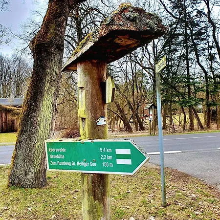 Ferienhaeuser Und Bernt Neumann Apartment Chorin